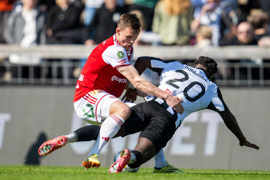 Landskronas Xavier Odhiambo mot Sandvikens IFs Daniel