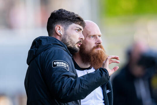 Landskronas tränare Max Mölder och assisterande tränare