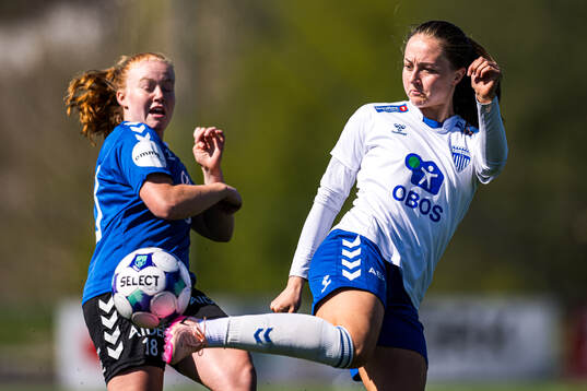 Bläddra bland fler bilder av Football, Toppserien, Kolbotn - Lyn