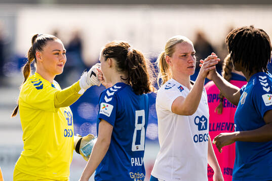 Savanna Mary-Anne Duffy and Camilla Huseby of Kolbotn
