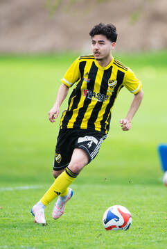 IFK Hässleholm Ali Reza Nazari i matchen i U19 division 1,