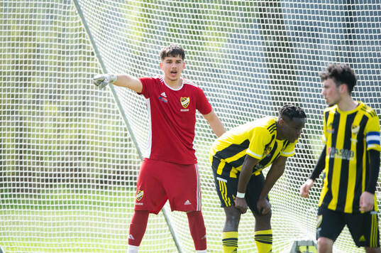 IFK Hässleholms målvakt Ermal Jashanica i matchen i U19