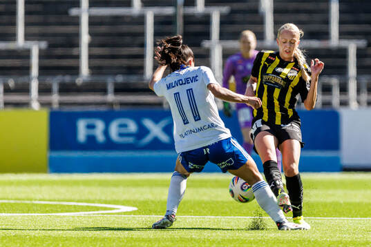 IFK Norrköpings Vesna Milivojevic och Häckens Lisa Löwing