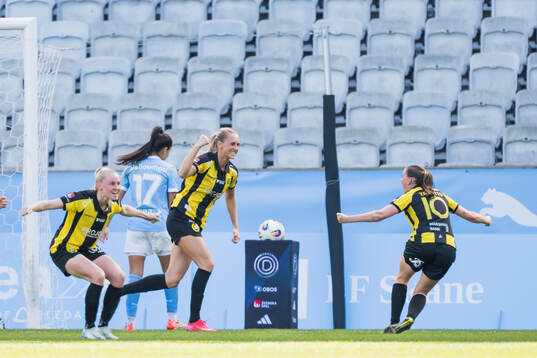 Hammarbys Ellen Wangerheim jublar