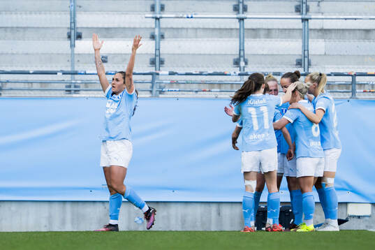 Malmö FFs Isabella D'Aquila jublar