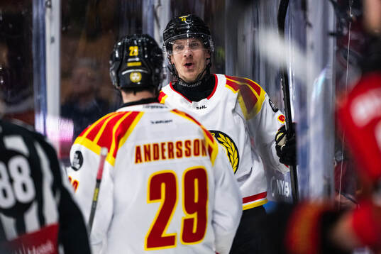 Brynäs Oskar Lindblom jublar