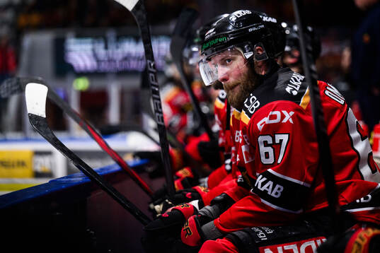 Luleås Linus Omark deppar