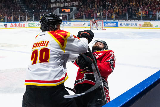Brynäs Johannes Kinnvall och Luleås Pontus Själin