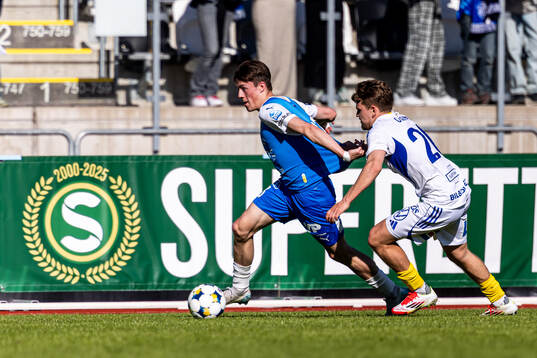 Oddevolds Adam Stroud och GIF Sundsvalls Edvard Carrick