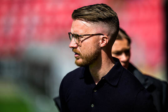 Växjö DFFs huvudtränare Olof Unogård