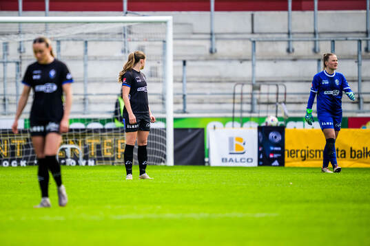 Växjös målvakt Maja Bay Östergaard deppar