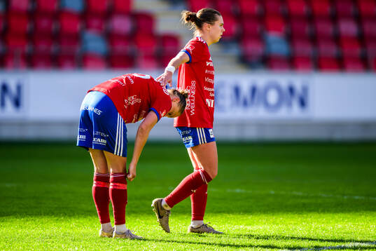 Vittsjös Olivia Wänglund och Anna Haddock deppar