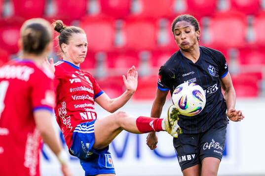 Vittsjös Julia Tunturi och Växjö DFFs Eva Dessislava