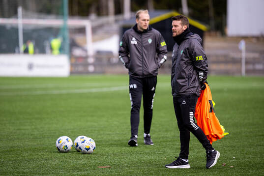 Brages assisterande tränare Gustav Källberg