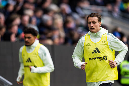 Ole Sæter of Rosenborg warms up