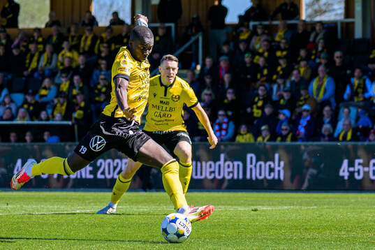 Mjällbys Abdoulie Manneh gör 1-0