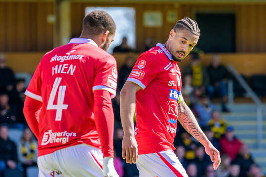 Degerfors Leon Hien och Bernardo Gil Coutinho Morgado deppar