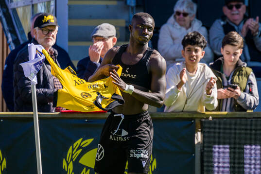 Mjällbys Abdoulie Manneh jublar