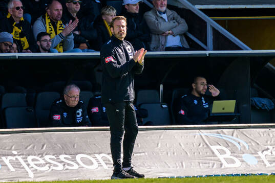Degerfors tränare William Lundin