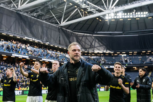 AIKs John Guidetti jublar