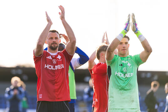 IFK Norrköpings Max Watson och målvakt David Andersson