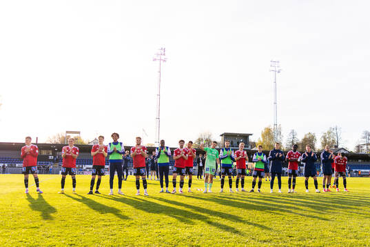 IFK Norrköpings spelare jublar