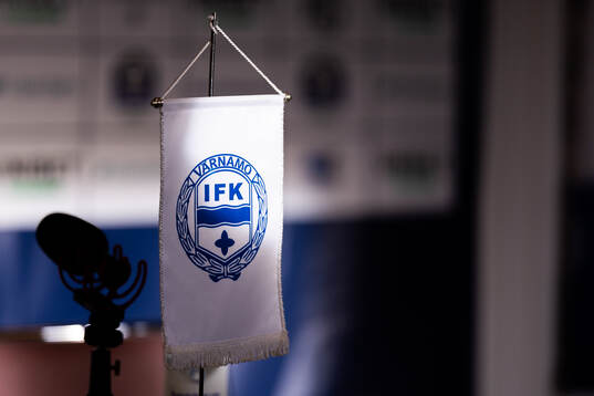 Vimpel med Värnamos klubbmärke