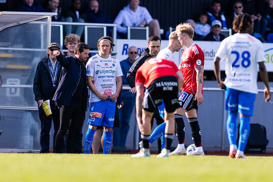 Värnamos tränare Ferran Sibila Pont och Simon Thern