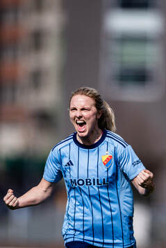 Djurgårdens Mimmi Larsson jublar