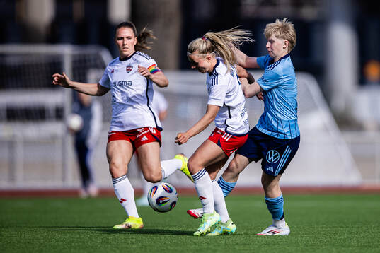 Rosengårds Gudrun Arnardottir och Emilie Woldvik
