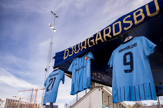 Matchtröjor i souvenirbutiken på Kristinebergs IP
