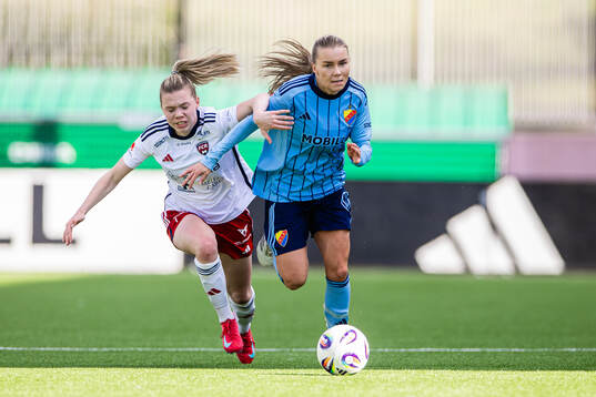 Rosengårds Bea Sprung och Djurgårdens Ebba Hed