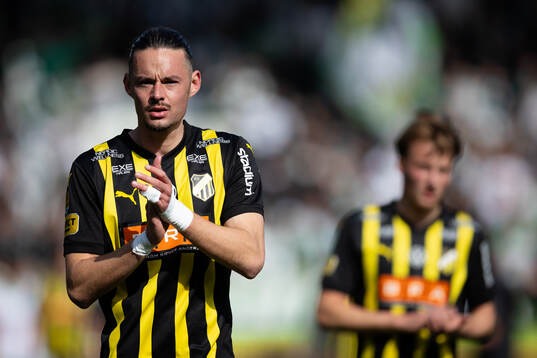 Häckens Amor Layouni