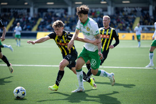 Häckens Filip Öhman och Hammarbys Sebastian Tounekti