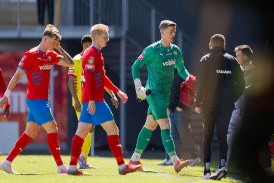 Helsingborgs målvakt Johan Brattberg deppar