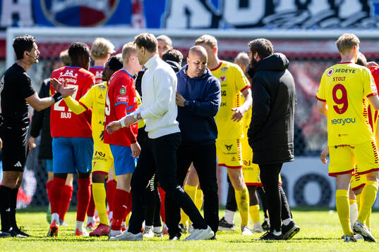 Kalmars tränare Toni Koskela och Helsingborgs tränare