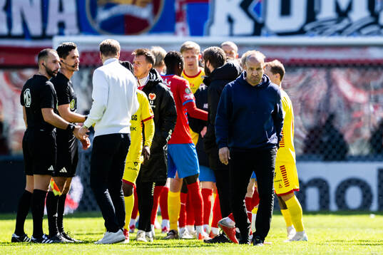 Helsingborgs tränare Kleber Saarenpää deppar
