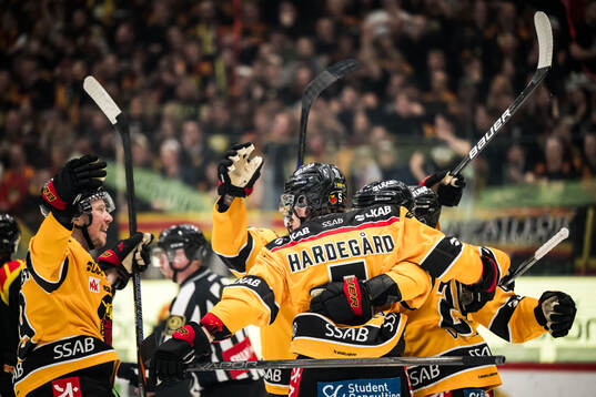 Luleås Marcus Hardegård jublar