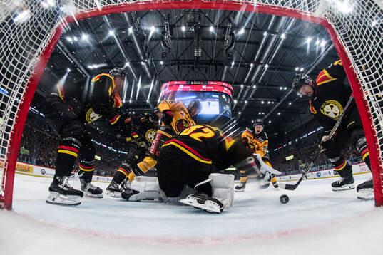 Luleås Isac Hedqvist och Pontus Andreasson mot Brynäs