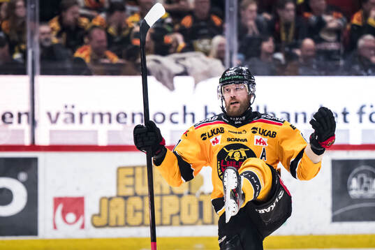 Luleås Linus Omark jublar