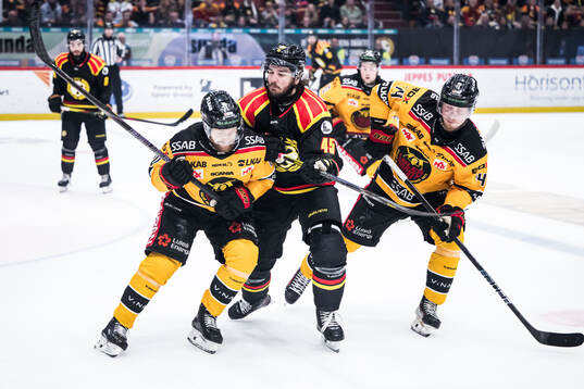 Luleås Einar Emanuelsson och Jonas Berglund mot Brynäs