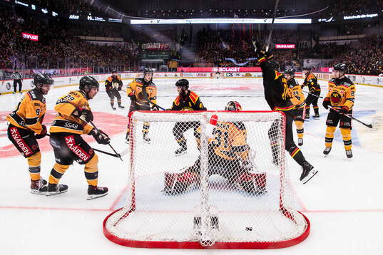 Brynäs Greg Scott jublar