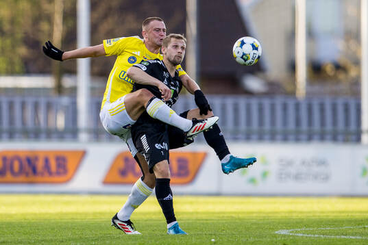 Falkenbergs Noel Hansson och Örebros Erik Andersson