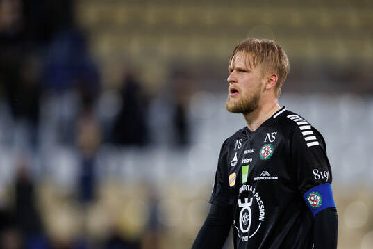 Örebros Karl Holmberg deppar