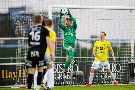 Falkenbergs målvakt Anton Andersson