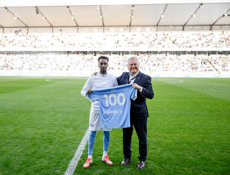 Malmö FFs ordförande Anders Pålsson med Taha Ali som