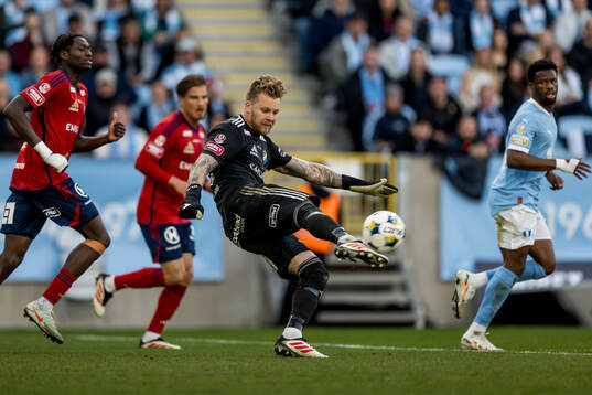 Östers målvakt Robin Wallinder