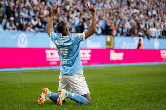 Malmö FFs Isaac Kiese Thelin jublar