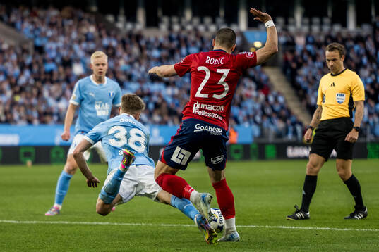 Malmö FFs Hugo Bolin och Östers Vladimir Rodic