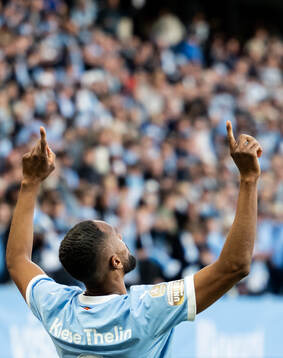 Malmö FFs Isaac Kiese Thelin jublar